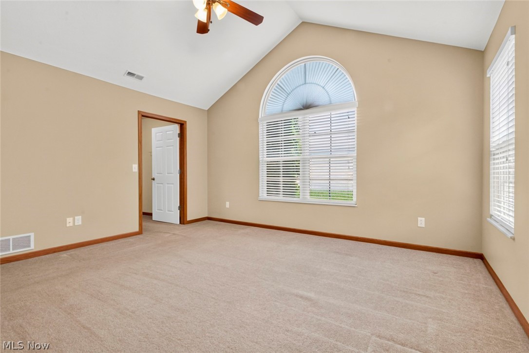 9264 Sharrott Road, Unit 1502 Youngstown, OH 44514 - Photo 17 of 20