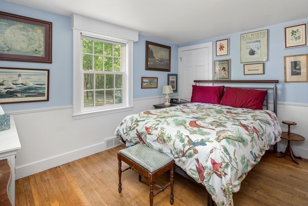 31 Sherwood Road Hingham, MA 02043 - Photo 14 of 25 Gallery Image 14