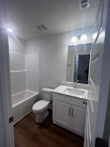 $2,250 | 2587 Cliff Hollow Circle, Gulf Breeze, FL 32563