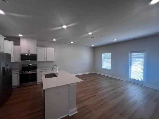 $2,250 | 2587 Cliff Hollow Circle, Gulf Breeze, FL 32563