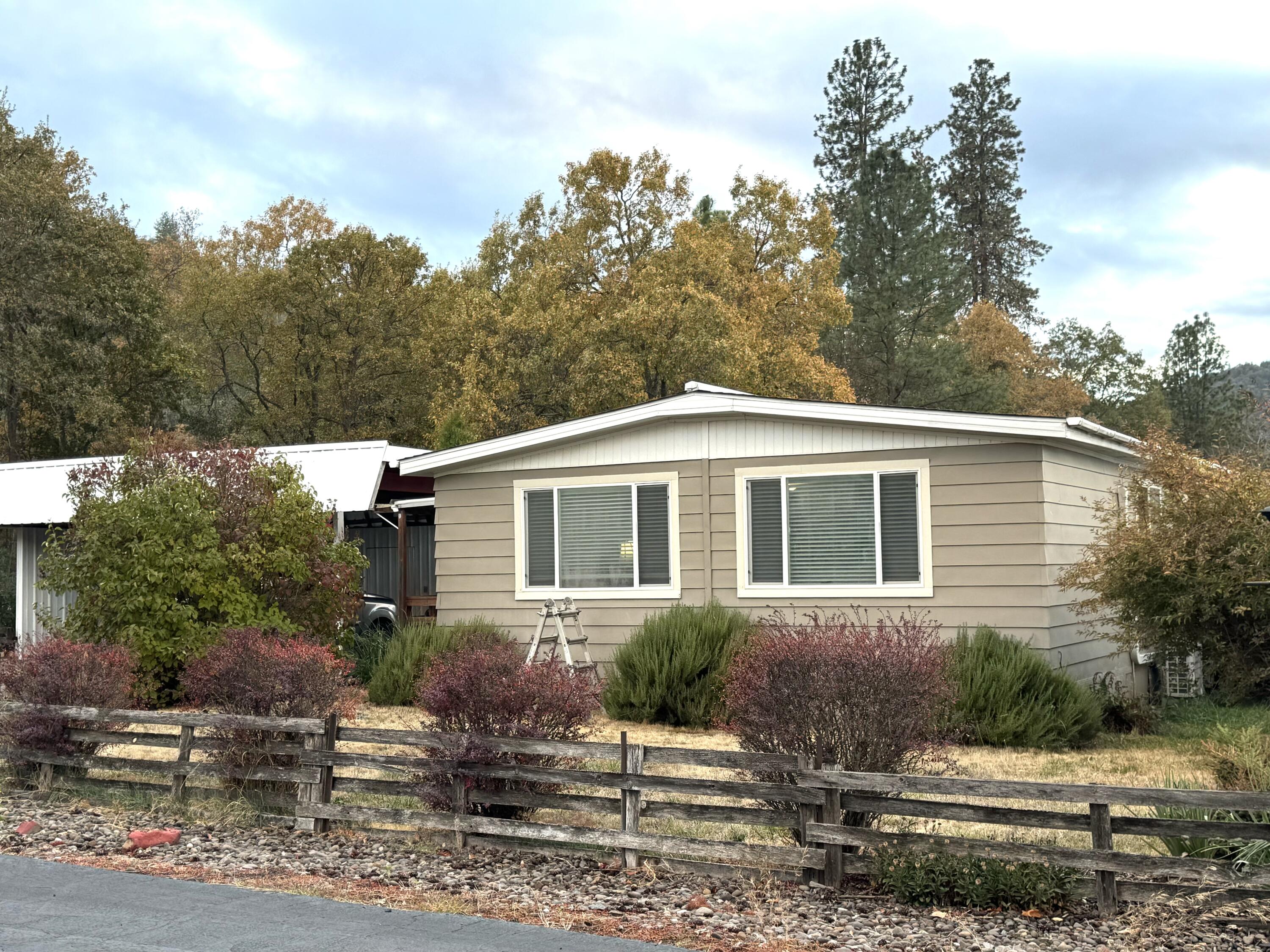 6901 Old Stage Road, Unit 18 Central Point, OR 97502 - Photo 1 of 14 Lead Photo