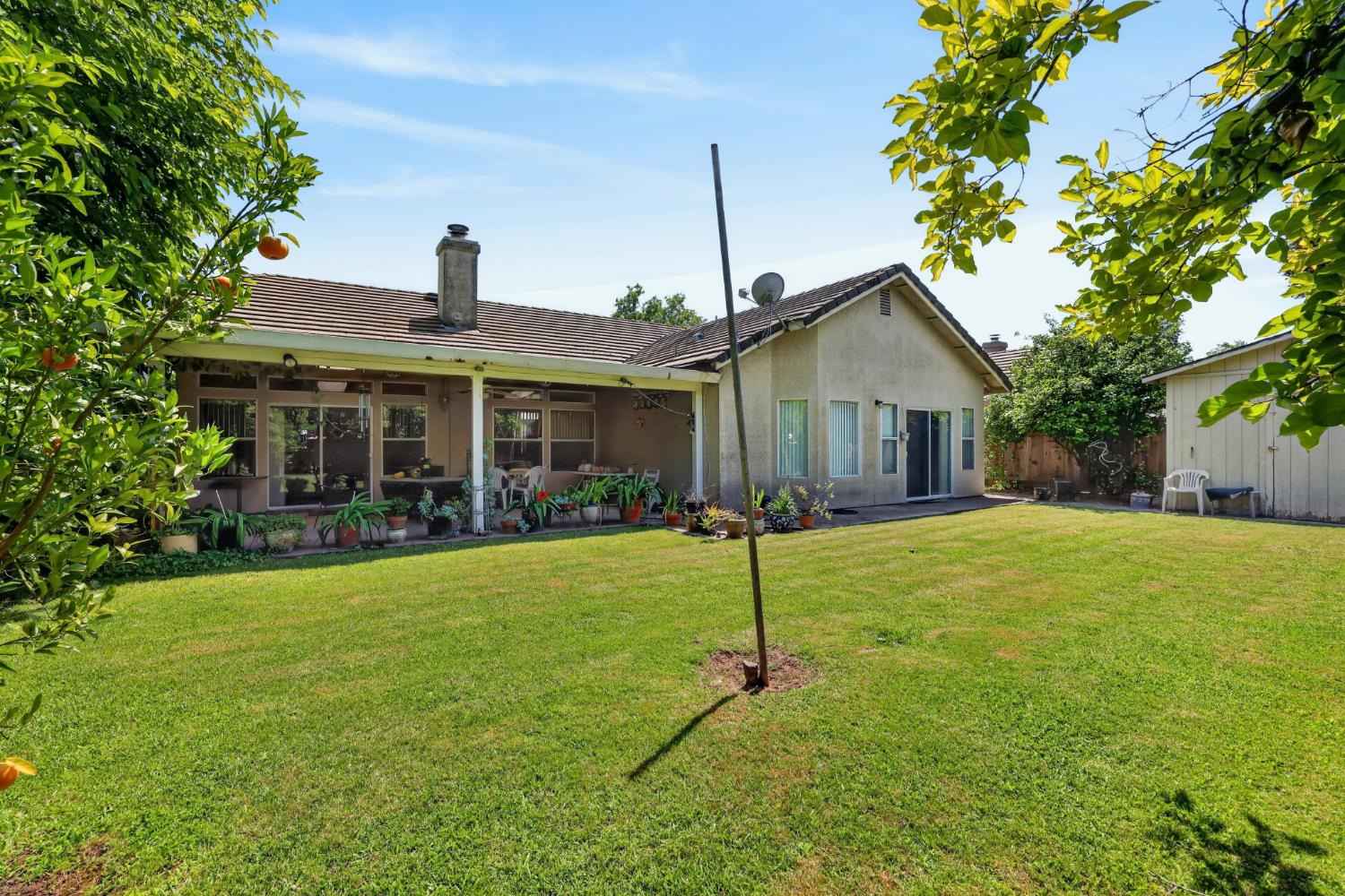 6141 Hall Lane Carmichael, CA 95608 - Photo 27 of 36