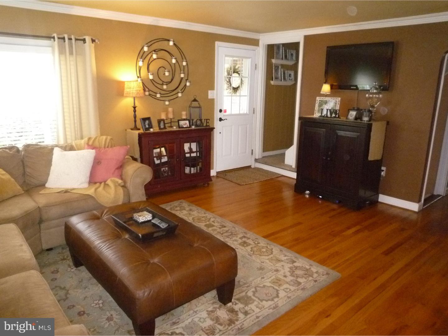 908 Whitner Road Reading, PA 19605 - Photo 2 of 10