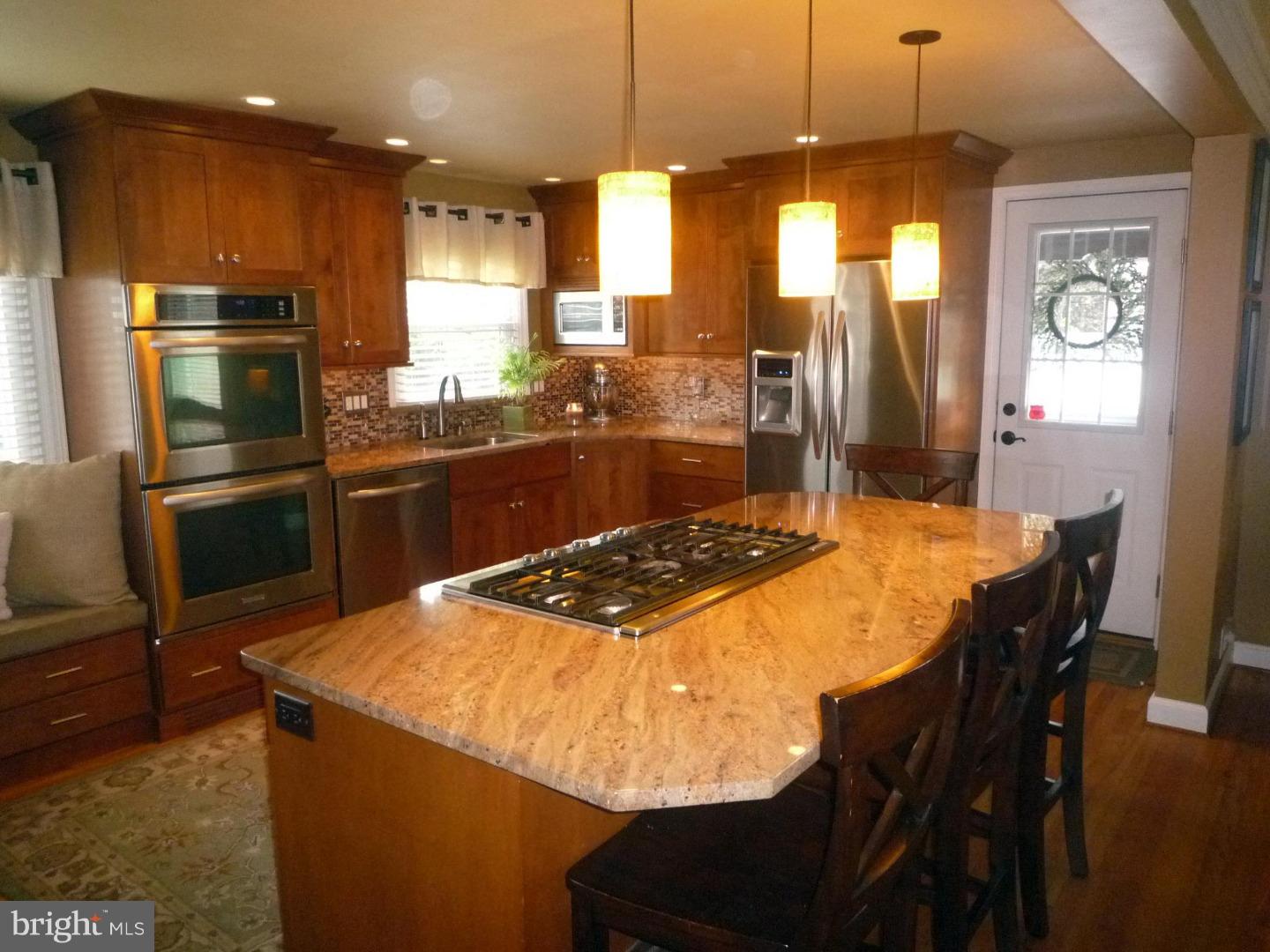 908 Whitner Road Reading, PA 19605 - Photo 3 of 10