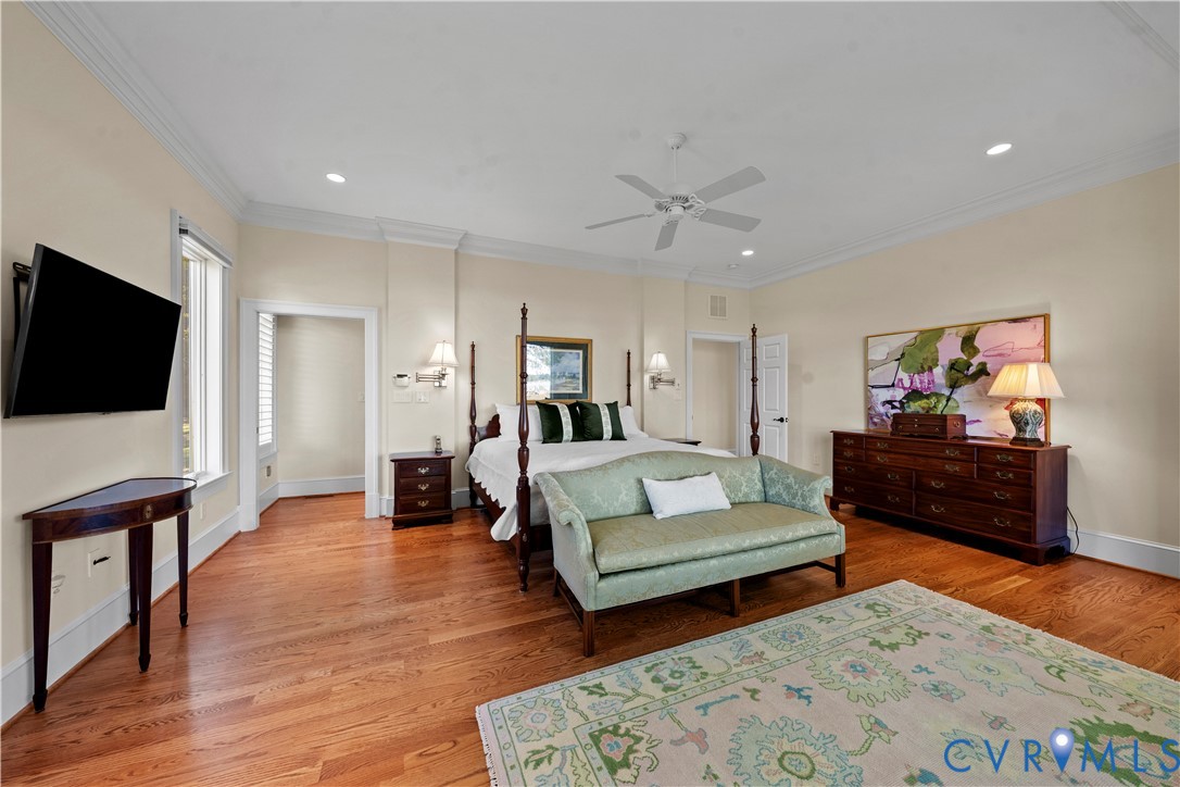 2515 Fleet's Bay Road White Stone, VA 22578 - Photo 23 of 74 a living room with furniture and a flat screen tv