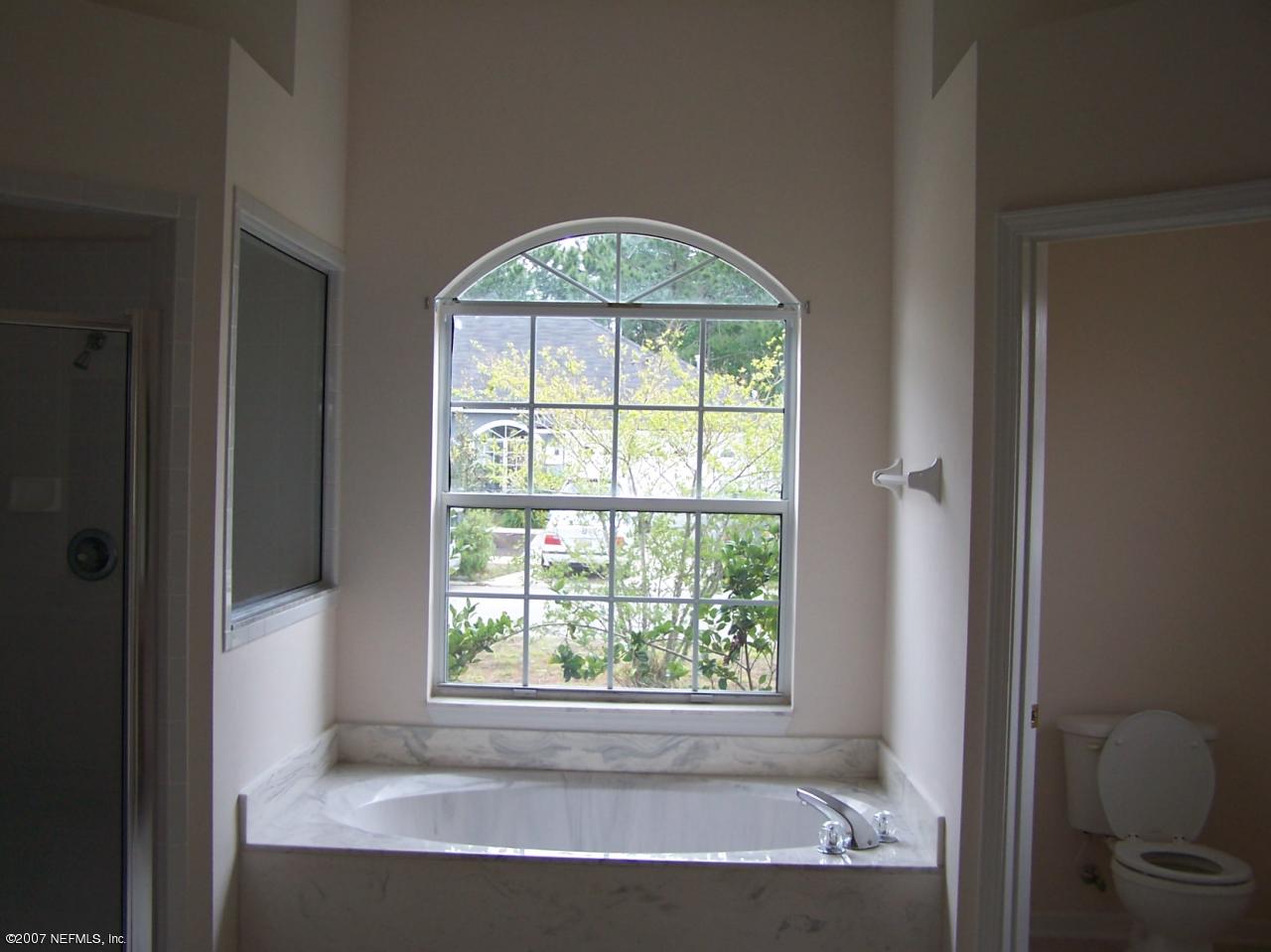 1962 Nottingham Road Jacksonville, FL 32246 - Photo 2 of 24 Master bath