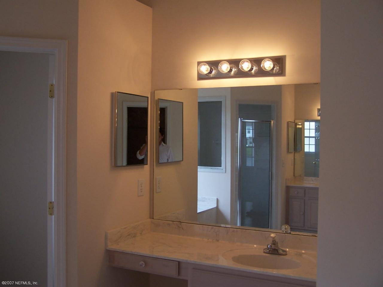 1962 Nottingham Road Jacksonville, FL 32246 - Photo 3 of 24 master bath