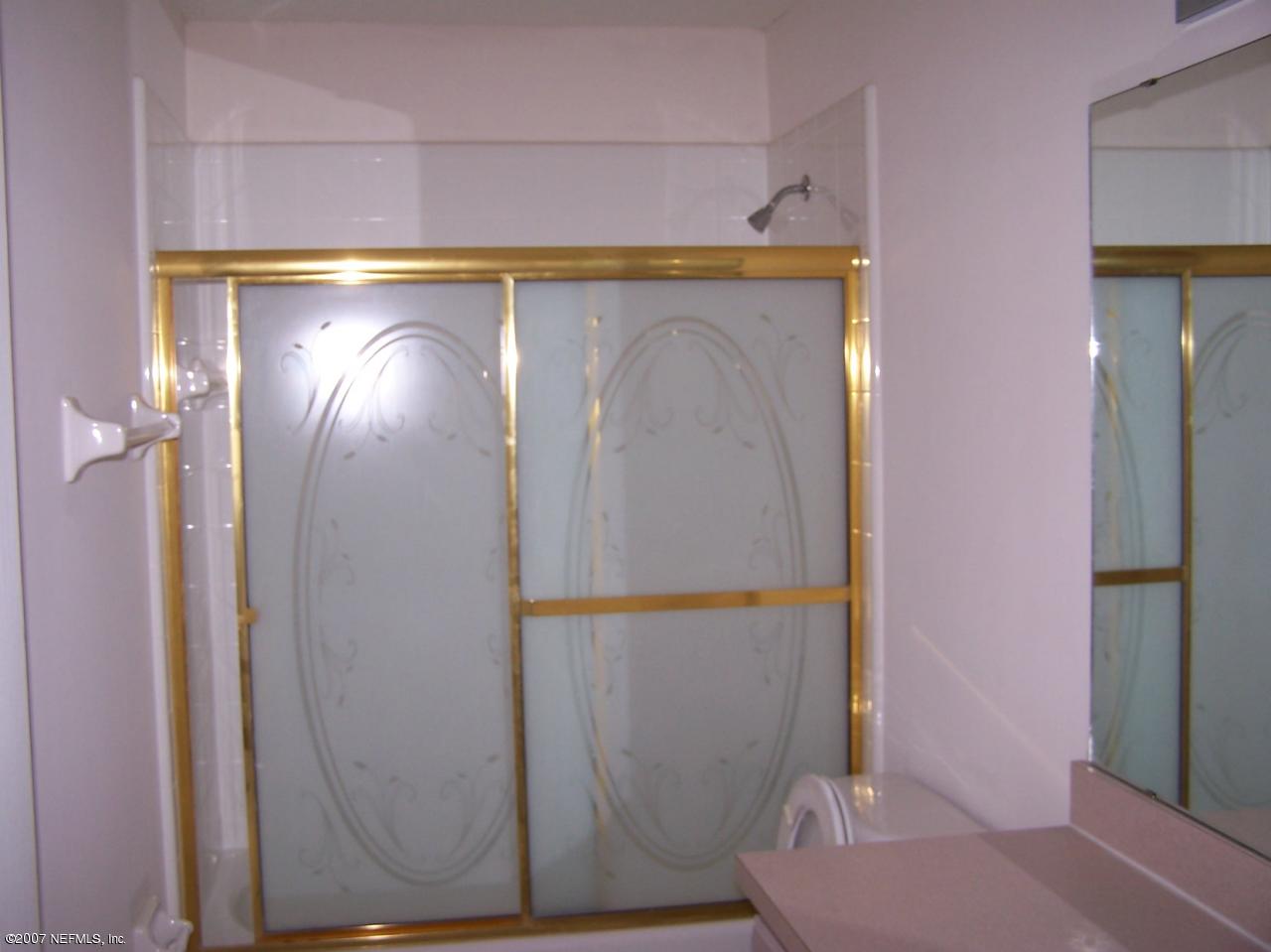 1962 Nottingham Road Jacksonville, FL 32246 - Photo 8 of 24 Bathroom