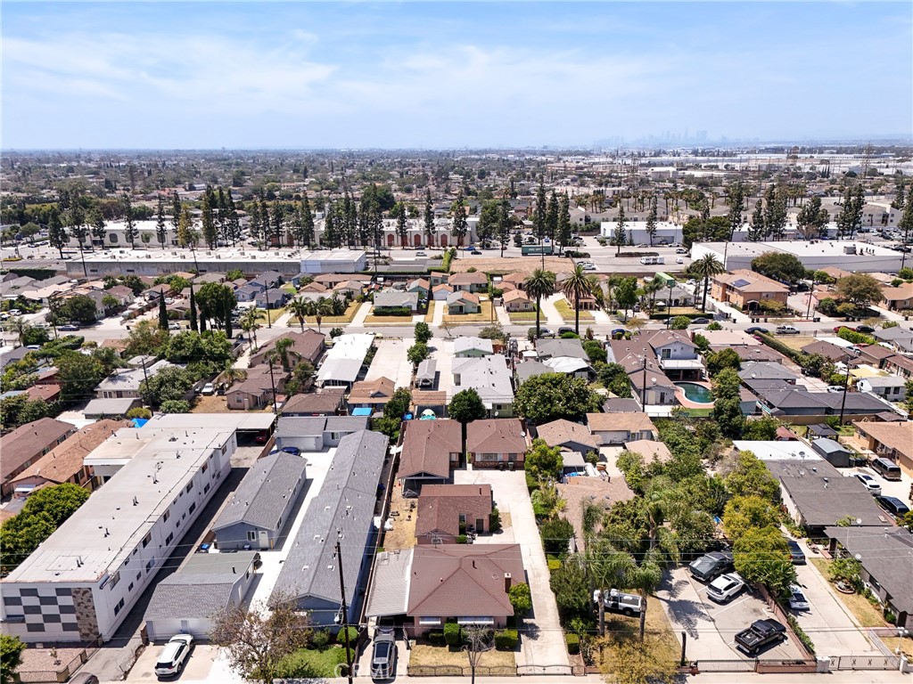 6707 Perry Road Bell Gardens, CA 90201 - Photo 25 of 35