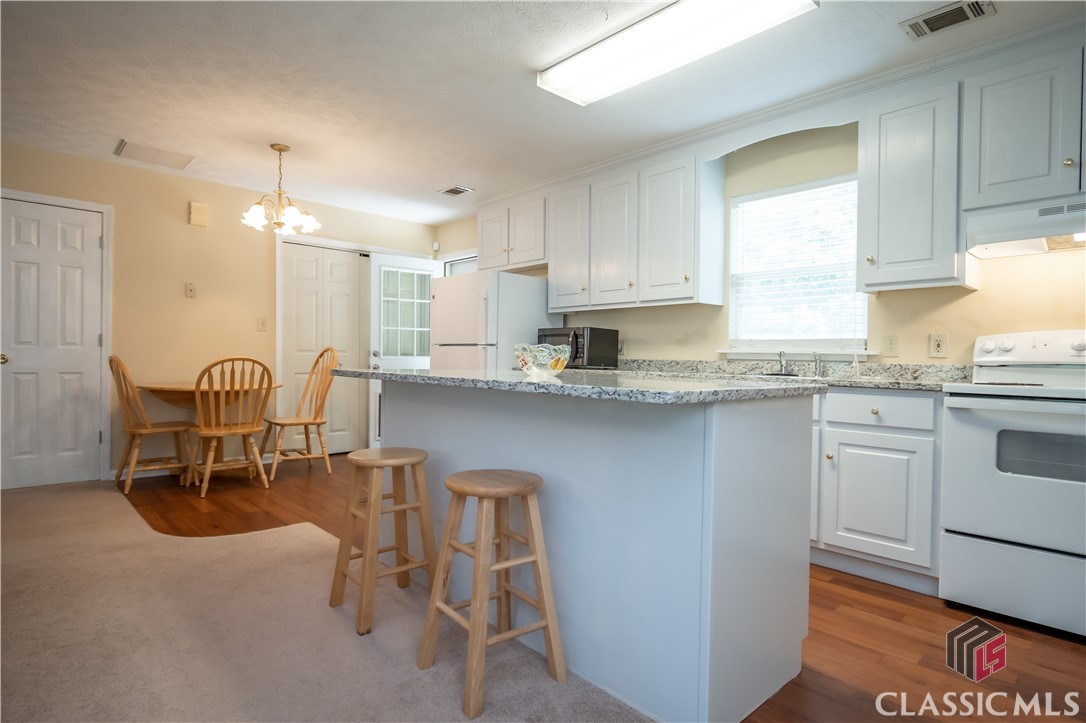 279 Brickyard Road Comer, GA 30629 - Photo 12 of 41