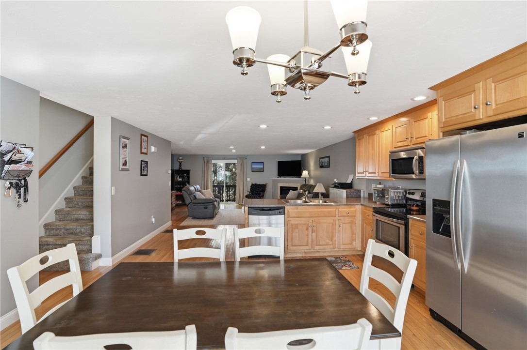 272 Cass Avenue, Unit 3 Woonsocket, RI 02895 - Photo 8 of 42