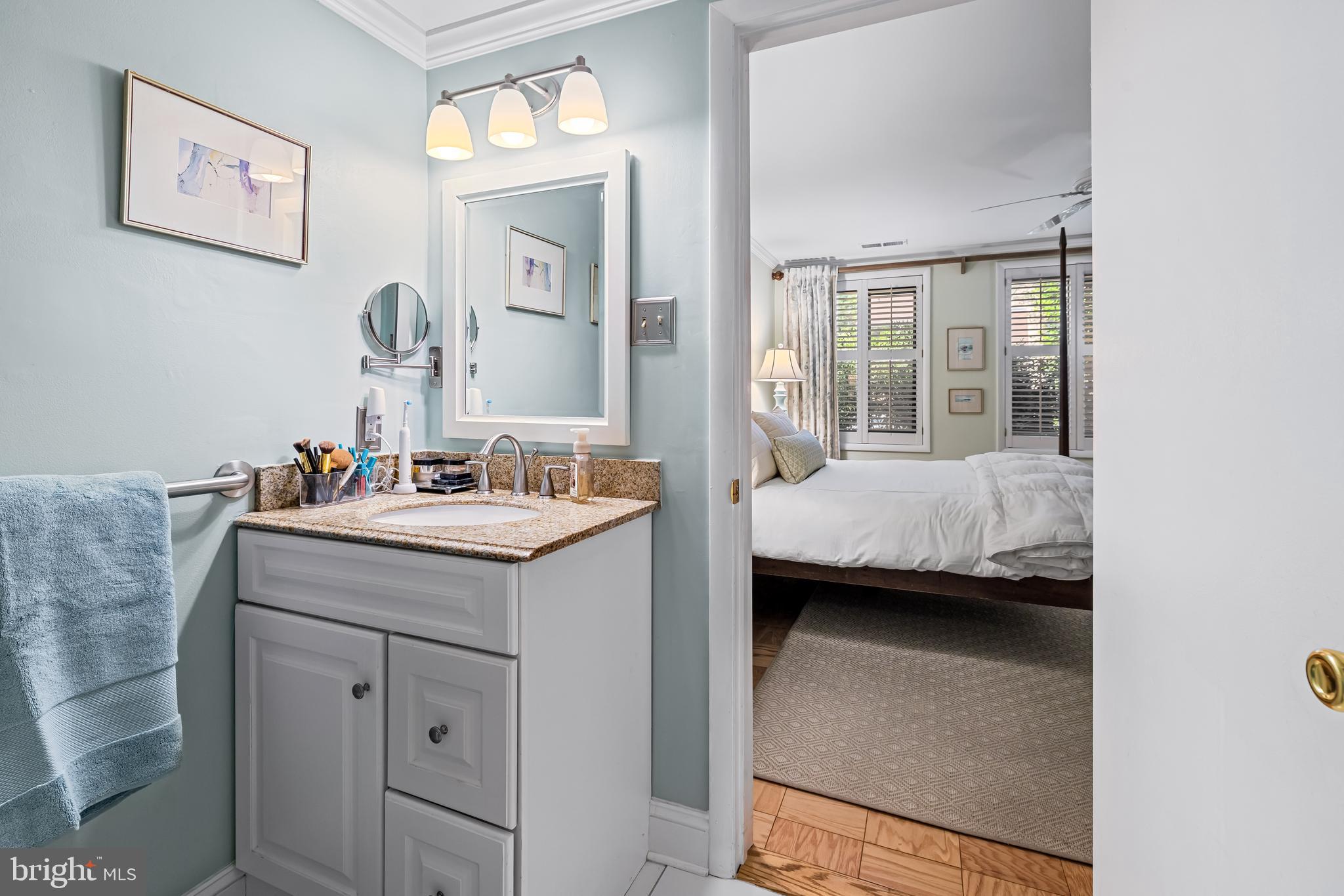 1 Cross Keys Road, Unit 1A Baltimore, MD 21210 - Photo 28 of 52 Primary en'suite bath.
