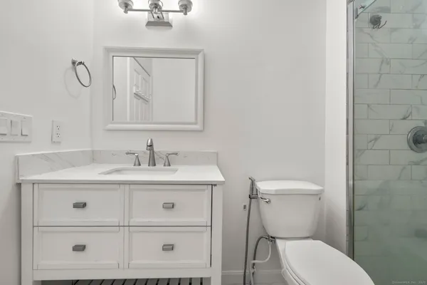 $4,800 | 322 Greenfield Street, Fairfield, CT 06825