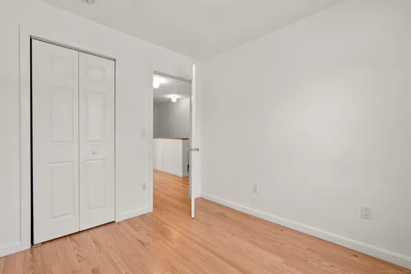 $4,800 | 322 Greenfield Street, Fairfield, CT 06825