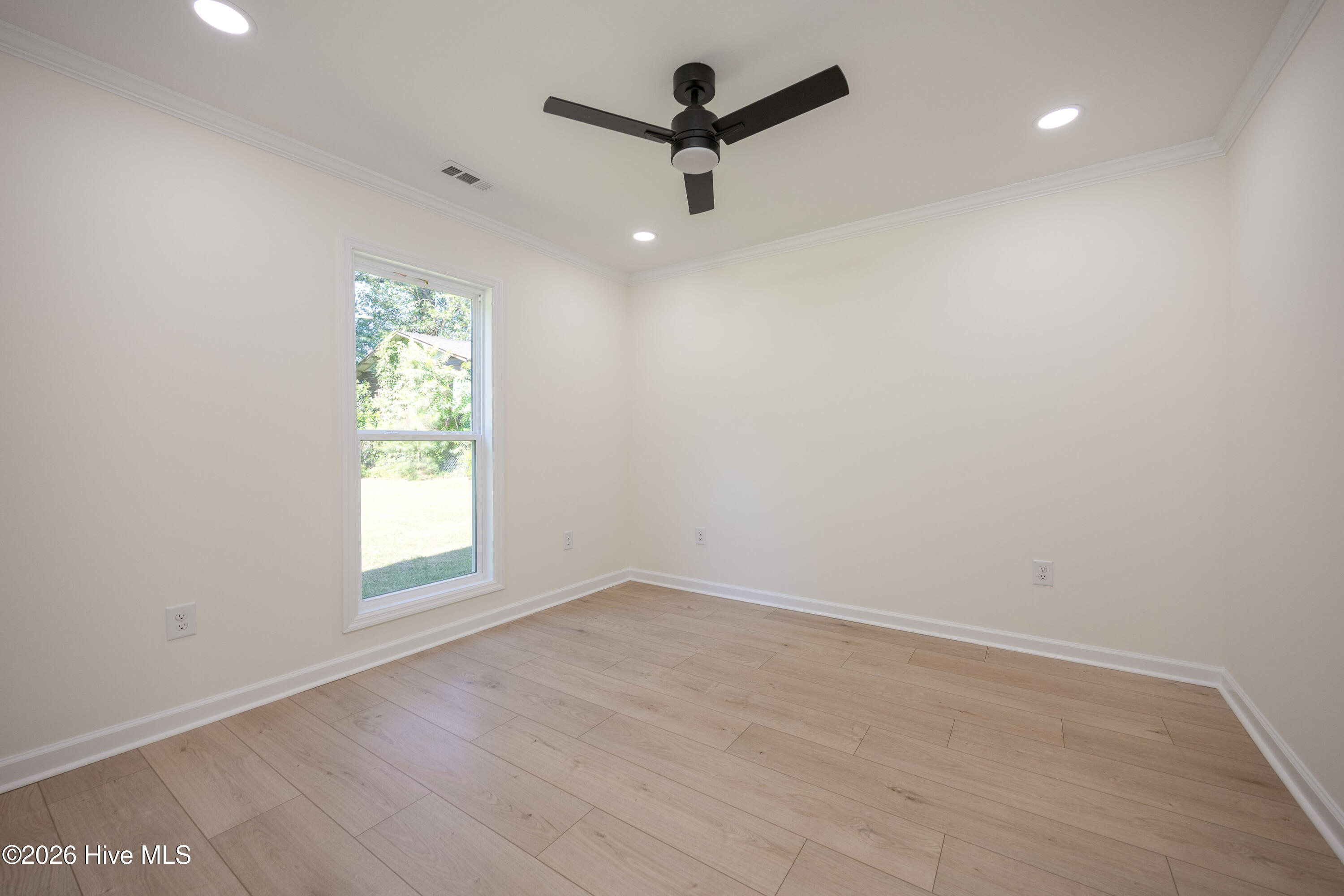 103 Harmon Street Clinton, NC 28328 - Photo 21 of 33
