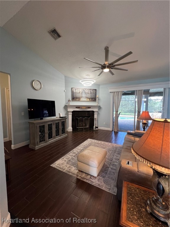 4510 Del Rio Court Sebring, FL 33875 - Photo 10 of 27 Gallery Image 10