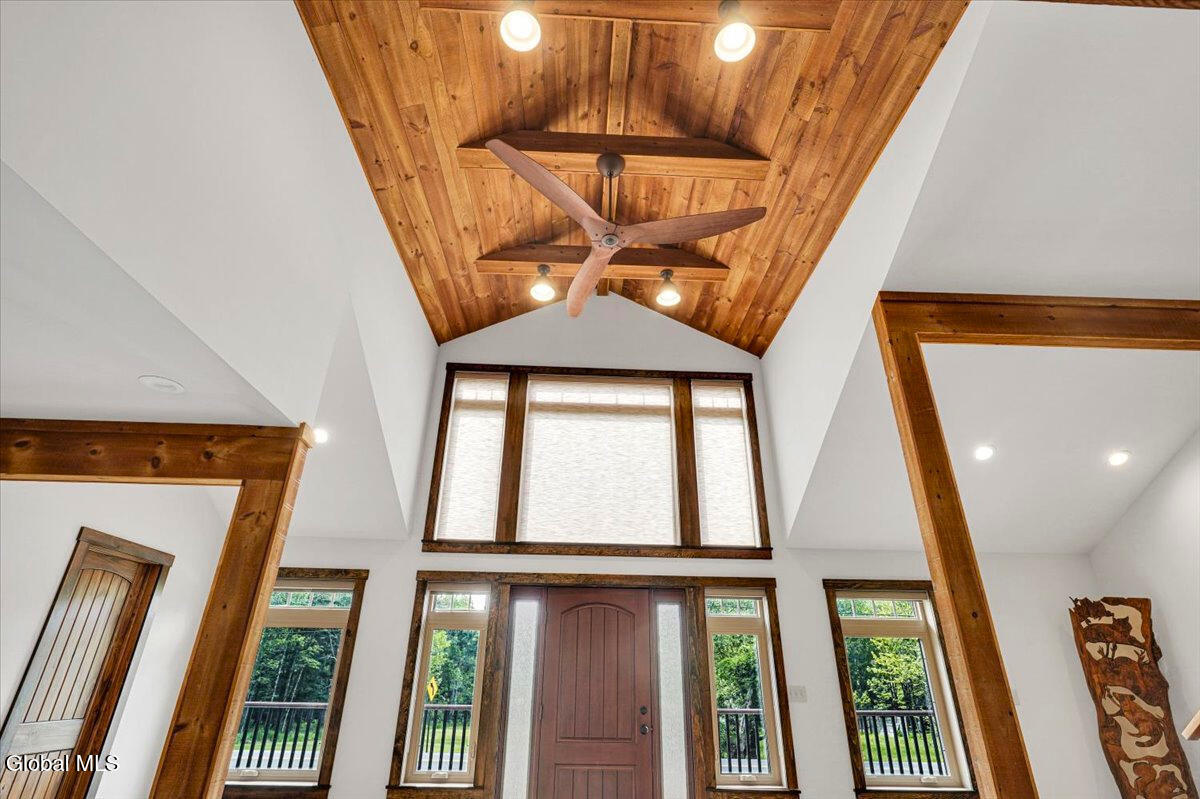 428 Sinclair Road Northville, NY 12134 - Photo 8 of 59 Custom Entrance Ceiling