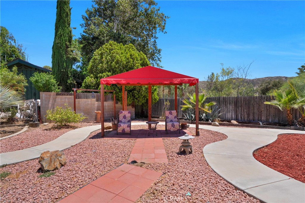 41257 Crest Drive Hemet, CA 92544 - Photo 36 of 53 Gazebo sitting area.