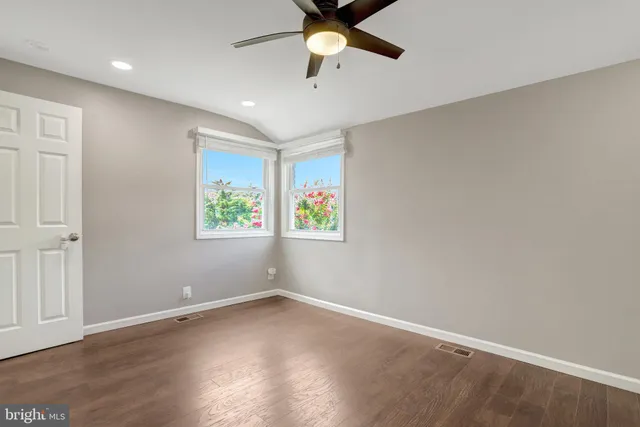 $639,900 | 3617 South Four Mile Run Drive, Arlington, VA 22206