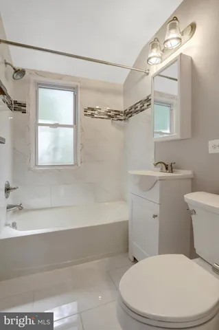 $639,900 | 3617 South Four Mile Run Drive, Arlington, VA 22206