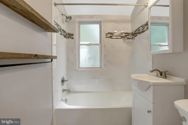 $639,900 | 3617 South Four Mile Run Drive, Arlington, VA 22206