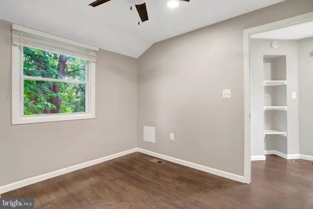 $639,900 | 3617 South Four Mile Run Drive, Arlington, VA 22206