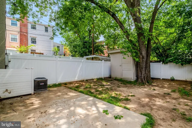 $639,900 | 3617 South Four Mile Run Drive, Arlington, VA 22206