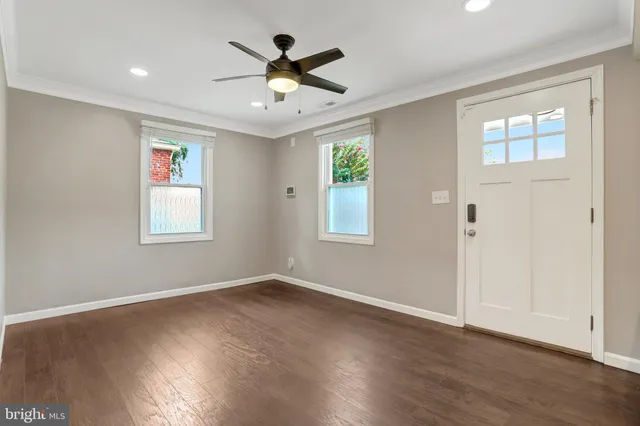 $639,900 | 3617 South Four Mile Run Drive, Arlington, VA 22206