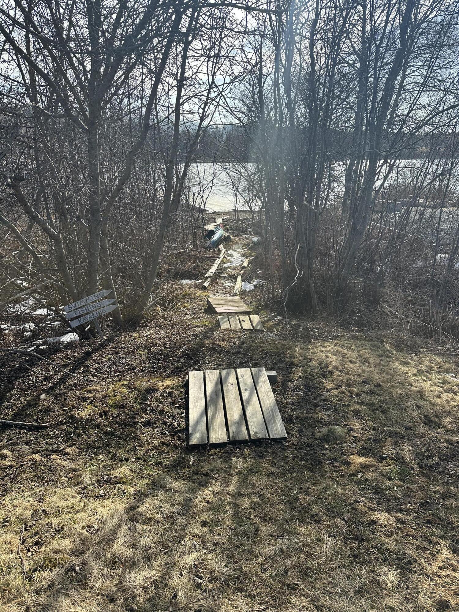 26 Clark Point Road Tremont, ME 04612 - Photo 5 of 13 26 Pic 4