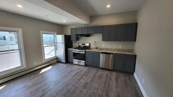 $1,450 | 218 Mechanic Street, Unit 2, Leominster, MA 01453
