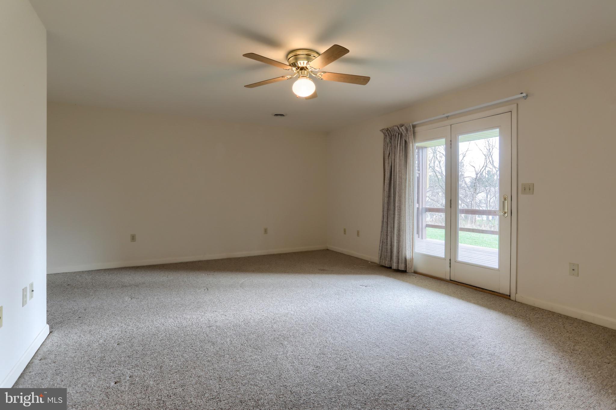 2057 East Raleigh Road Hummelstown, PA 17036 - Photo 29 of 39 Spacious room with natural light.