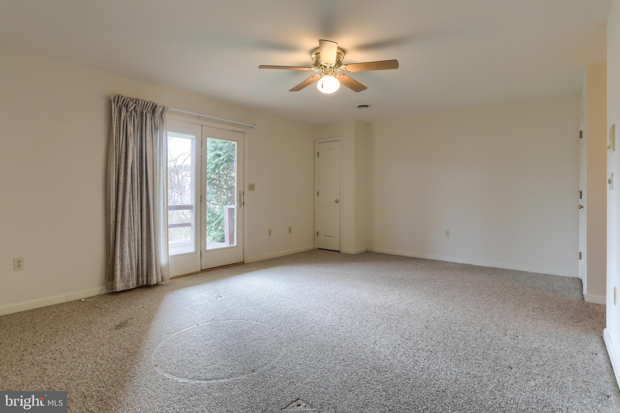 2057 East Raleigh Road Hummelstown, PA 17036 - Photo 30 of 39 Spacious room with natural light.