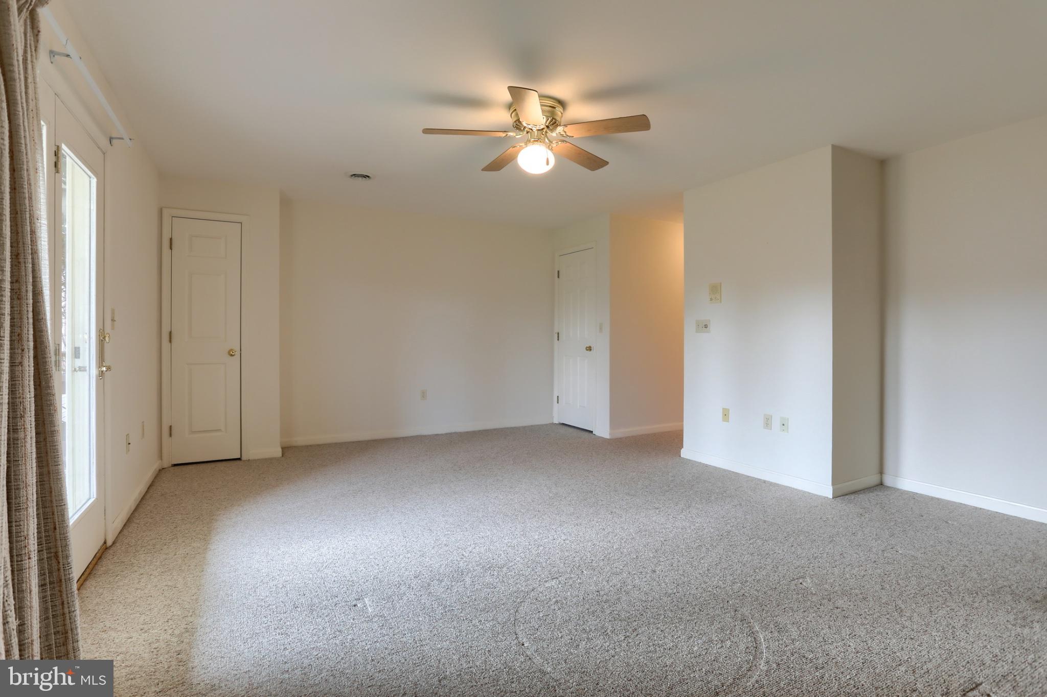 2057 East Raleigh Road Hummelstown, PA 17036 - Photo 31 of 39 Spacious, light-filled living area.