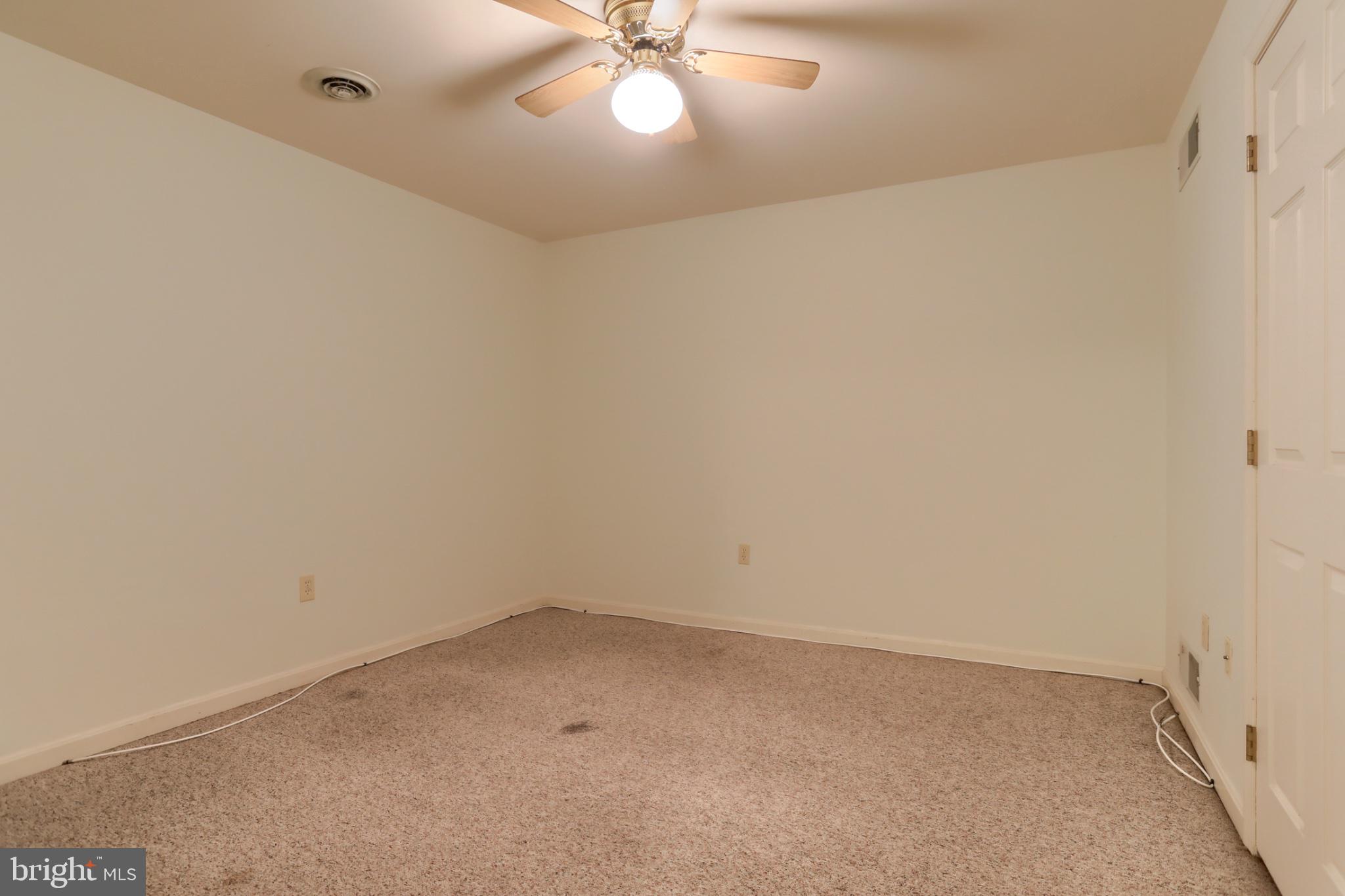 2057 East Raleigh Road Hummelstown, PA 17036 - Photo 32 of 39 Spacious room with ceiling fan charm.