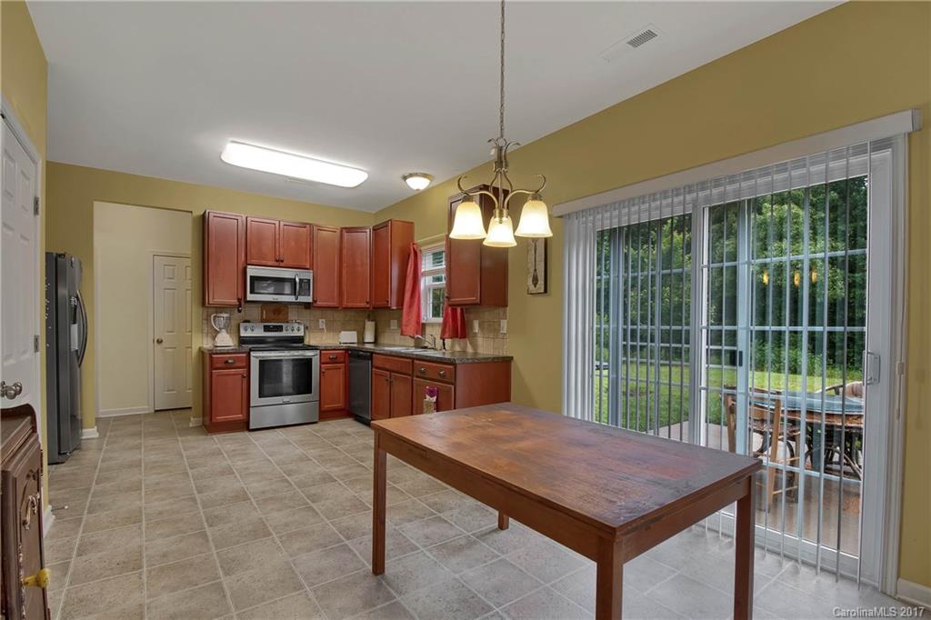 1661 Beleek Ridge Lane, Unit 266 Clover, SC 29710 - Photo 5 of 24