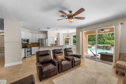 $730,000 | 7199 Via Leonardo, Lake Worth, FL 33467