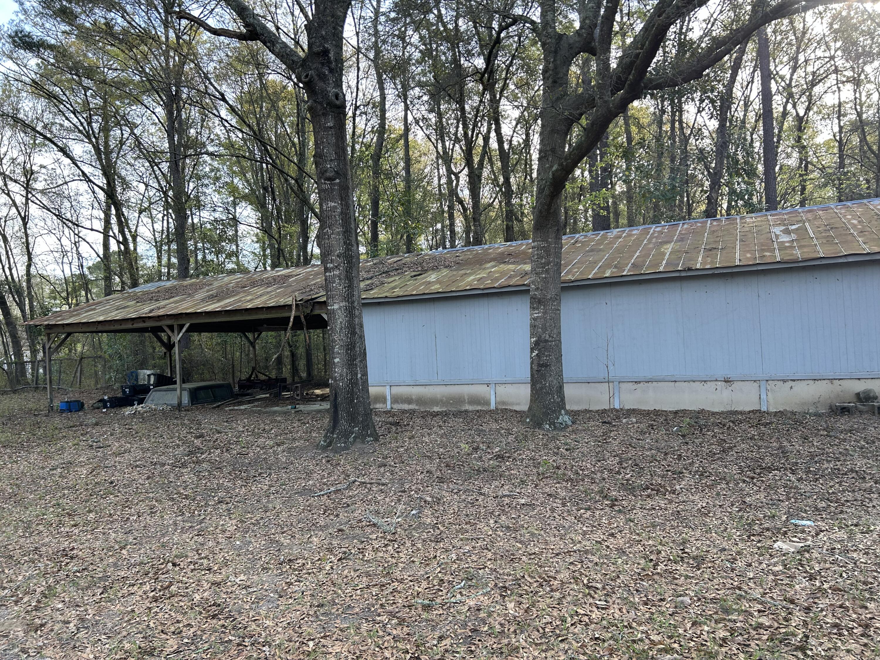 6041 Landover Road Ravenel, SC 29470 - Photo 11 of 22 2023-03-17 09.29.41