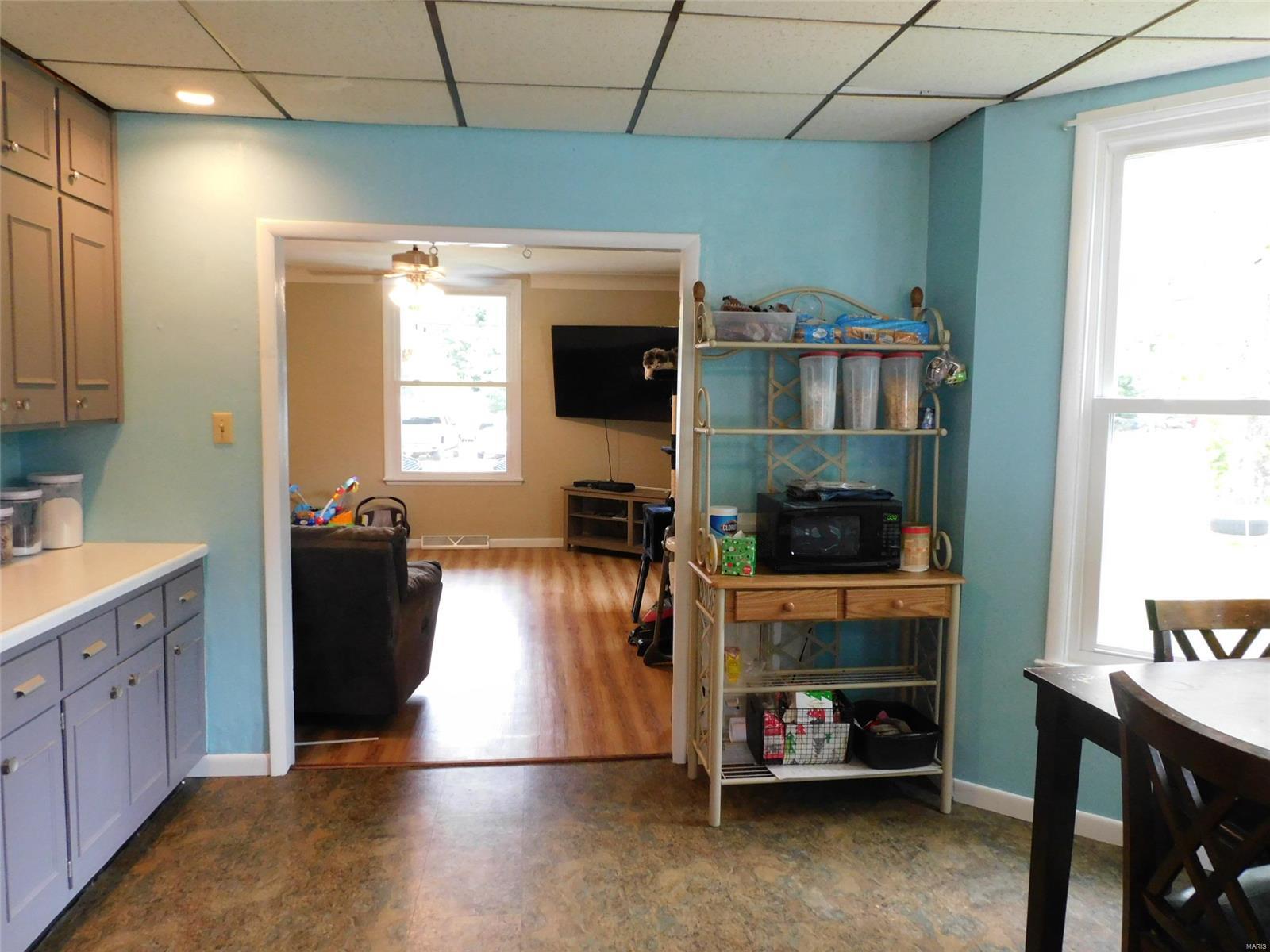 9972 South Rd Lane Fairview Heights, IL 62208 - Photo 9 of 36