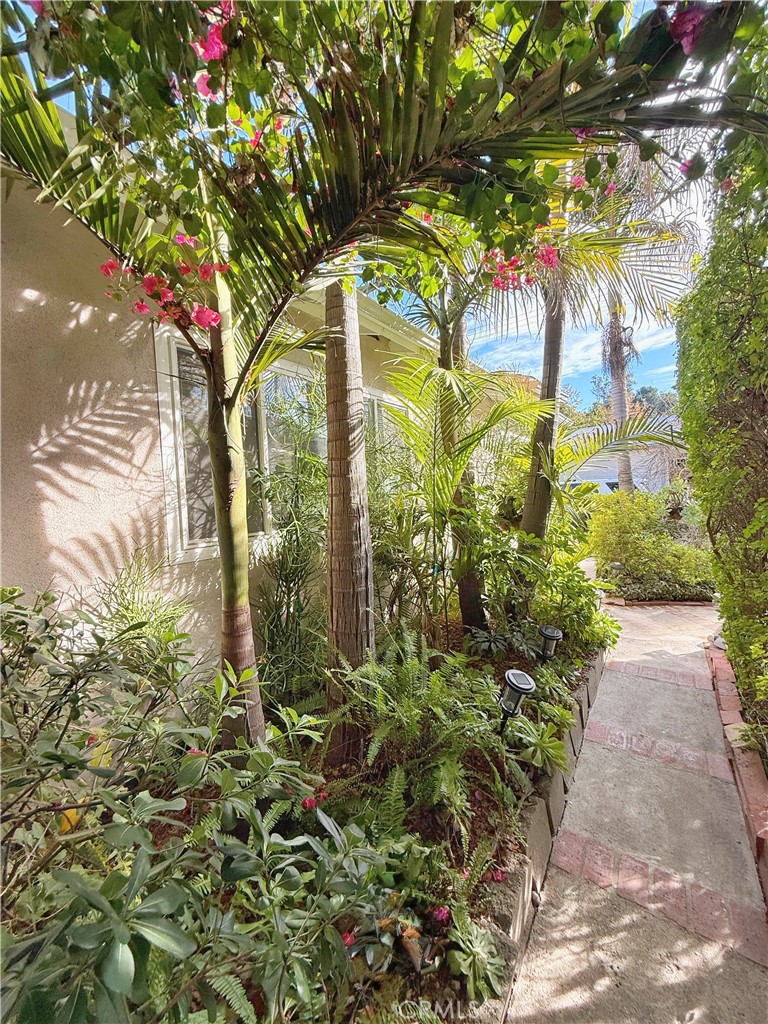 4836 Ruth Avenue Eagle Rock, CA 90041 - Photo 2 of 16