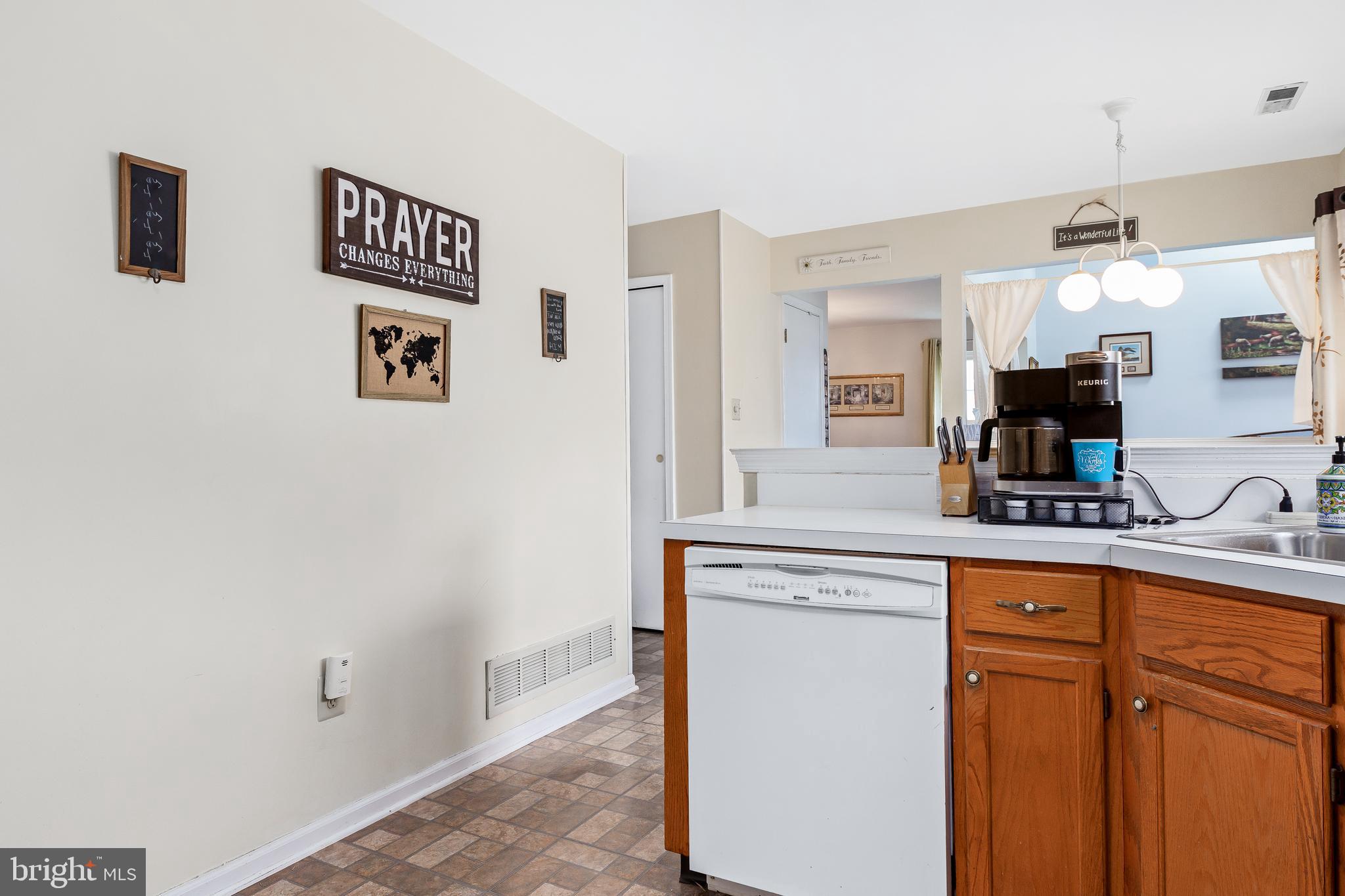 20 Ridgewood Way Burlington, NJ 08016 - Photo 15 of 34 Gallery Image 15