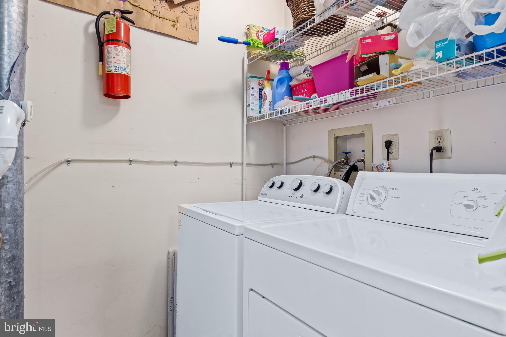 20 Ridgewood Way Burlington, NJ 08016 - Photo 19 of 34 Laundry Room