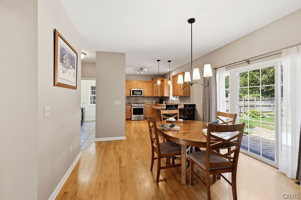 4551 Quarry Point Circle Clay, NY 13041 - Photo 12 of 47