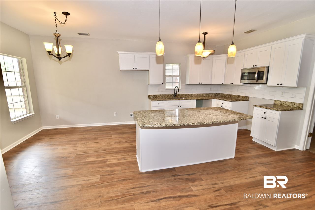 1301 Dominoe Trail Foley, AL 36535 - Photo 11 of 35 Gallery Image 11