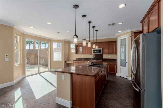 $714,900 | 9357 Olympia Falls Avenue, Las Vegas, NV 89149