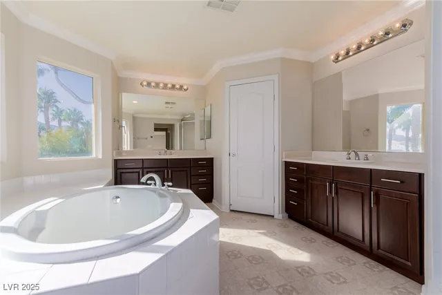 $714,900 | 9357 Olympia Falls Avenue, Las Vegas, NV 89149