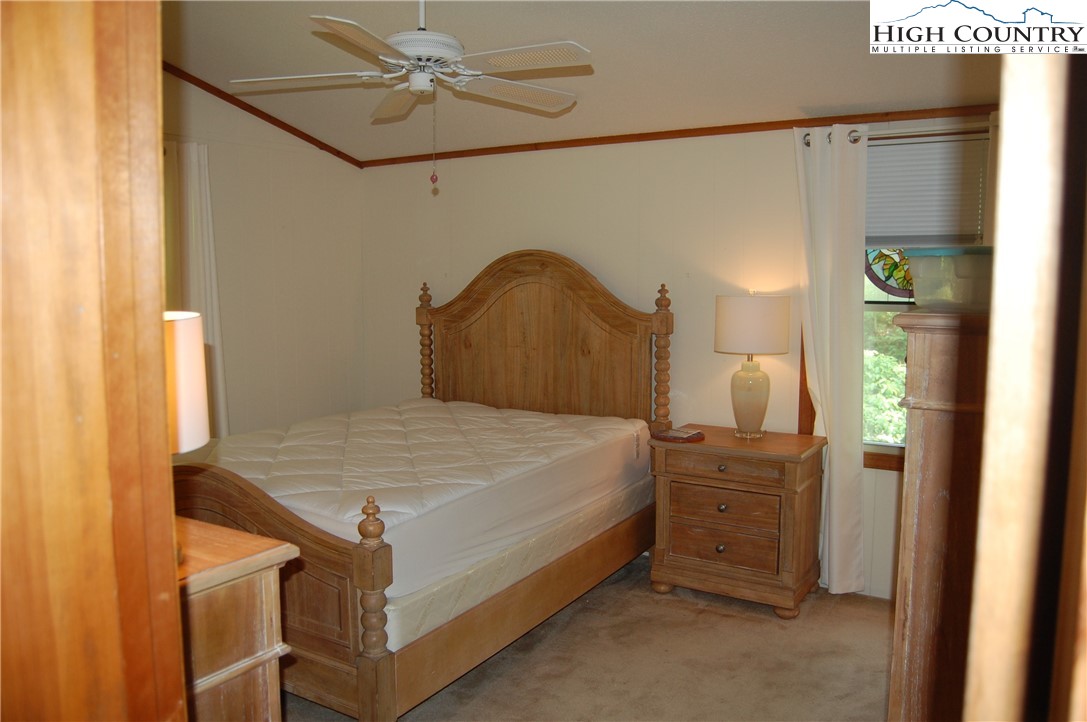 407 Locust Road Newland, NC 28657 - Photo 15 of 28 Gallery Image 15