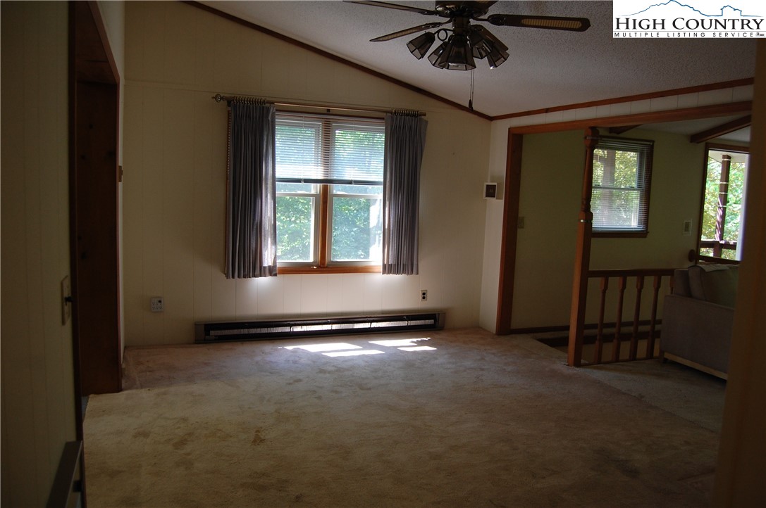 407 Locust Road Newland, NC 28657 - Photo 9 of 28 Gallery Image 9