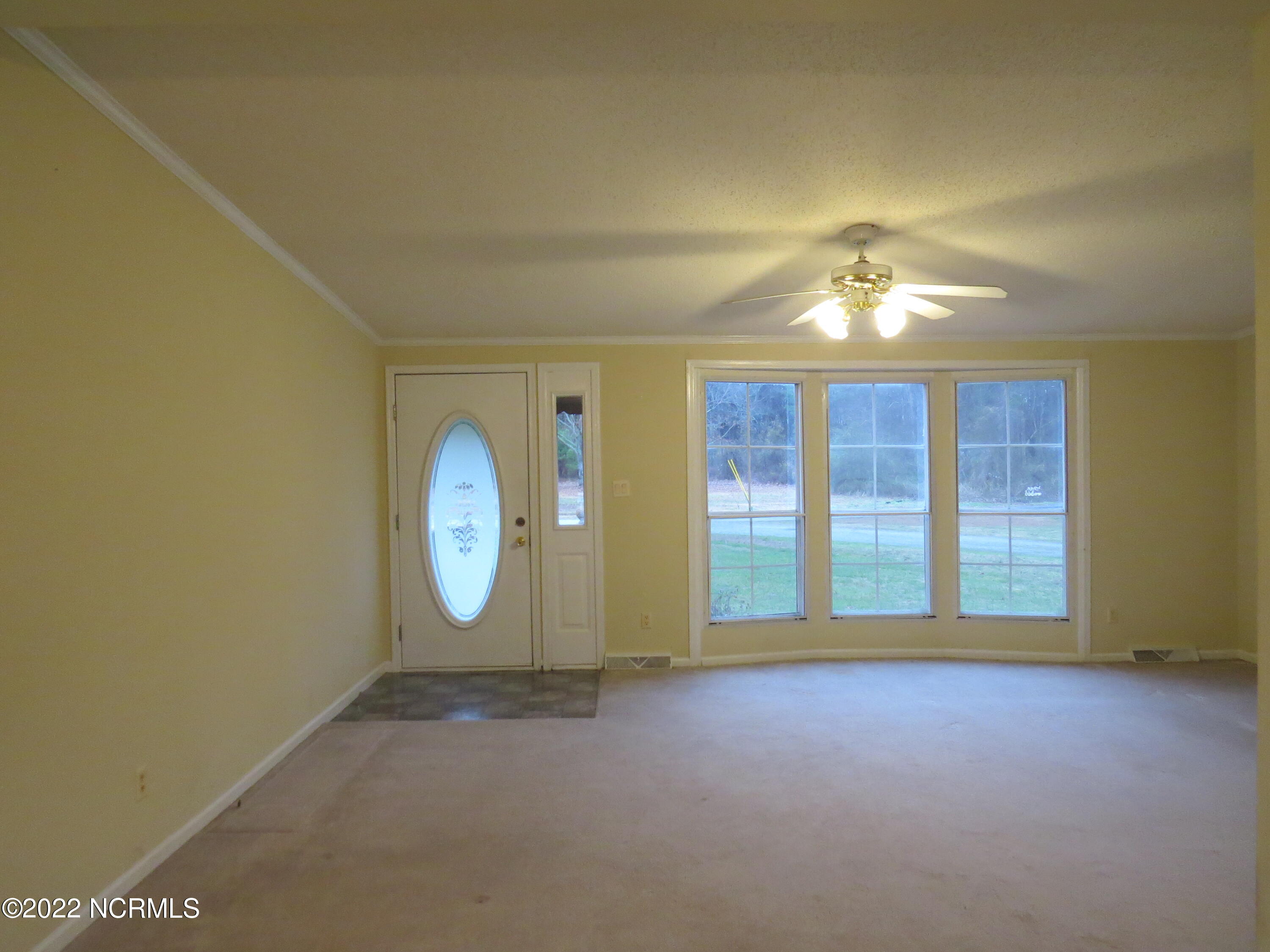 274 Joy Road Nashville, NC 27856 - Photo 4 of 43 IMG_0893