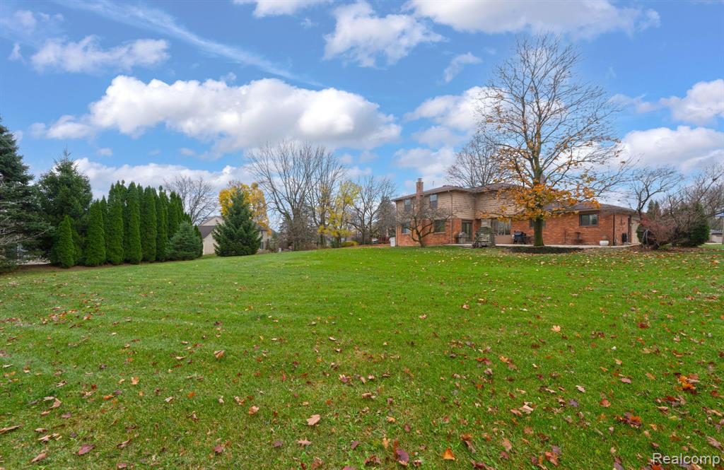982 Langley Road Rochester Hills, MI 48309 - Photo 40 of 45