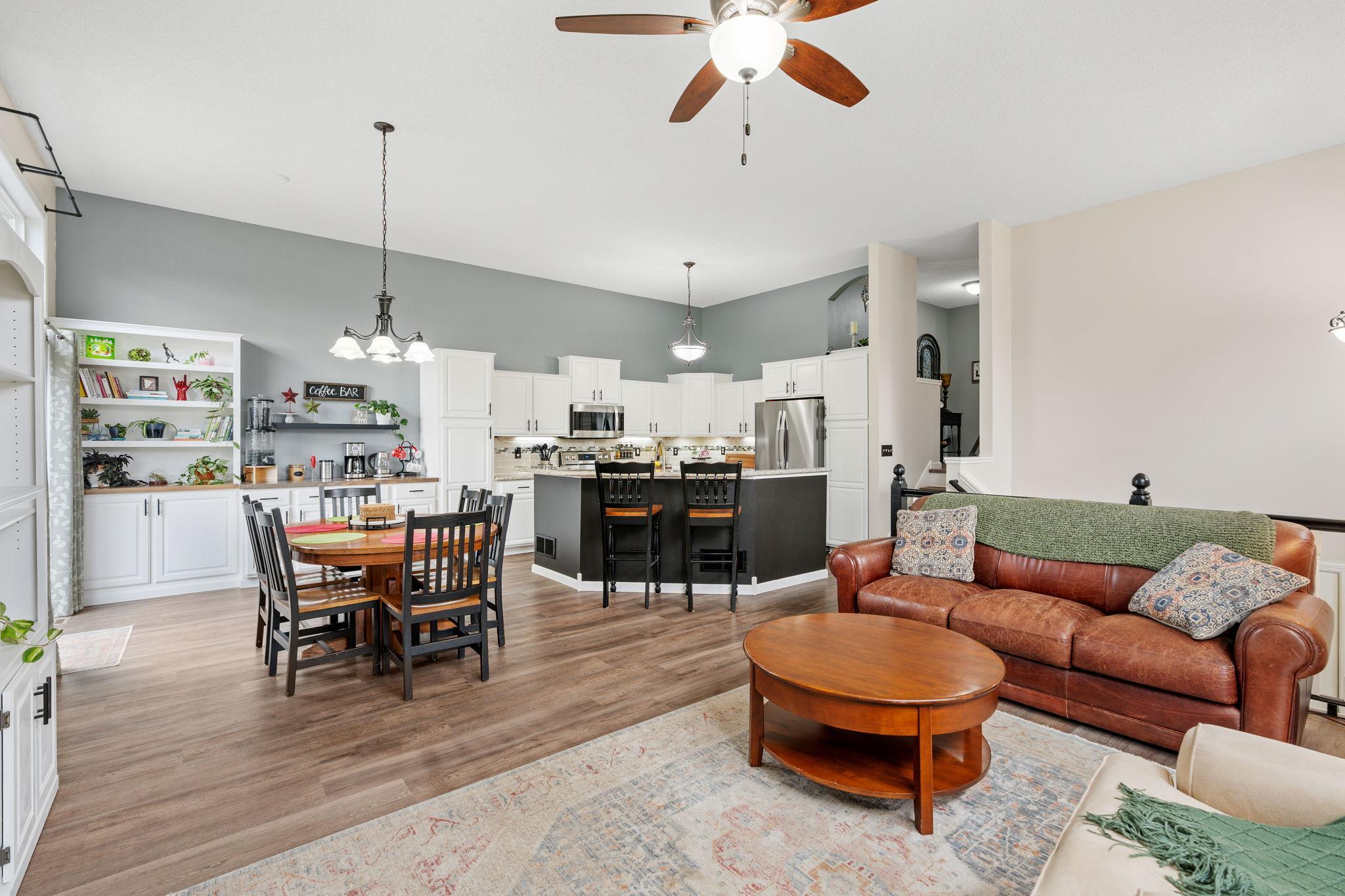 15685 Chestnut Way Rosemount, MN 55068 - Photo 6 of 54